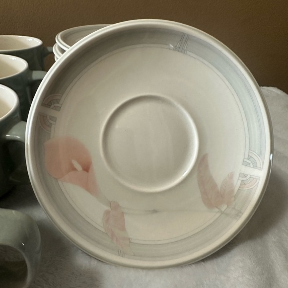 24 pc KeltCraft Misty Isle Collection by Noritake Ireland - Picture 2 of 3